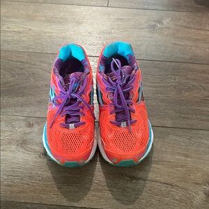 Women's Vibrant Running Shoes